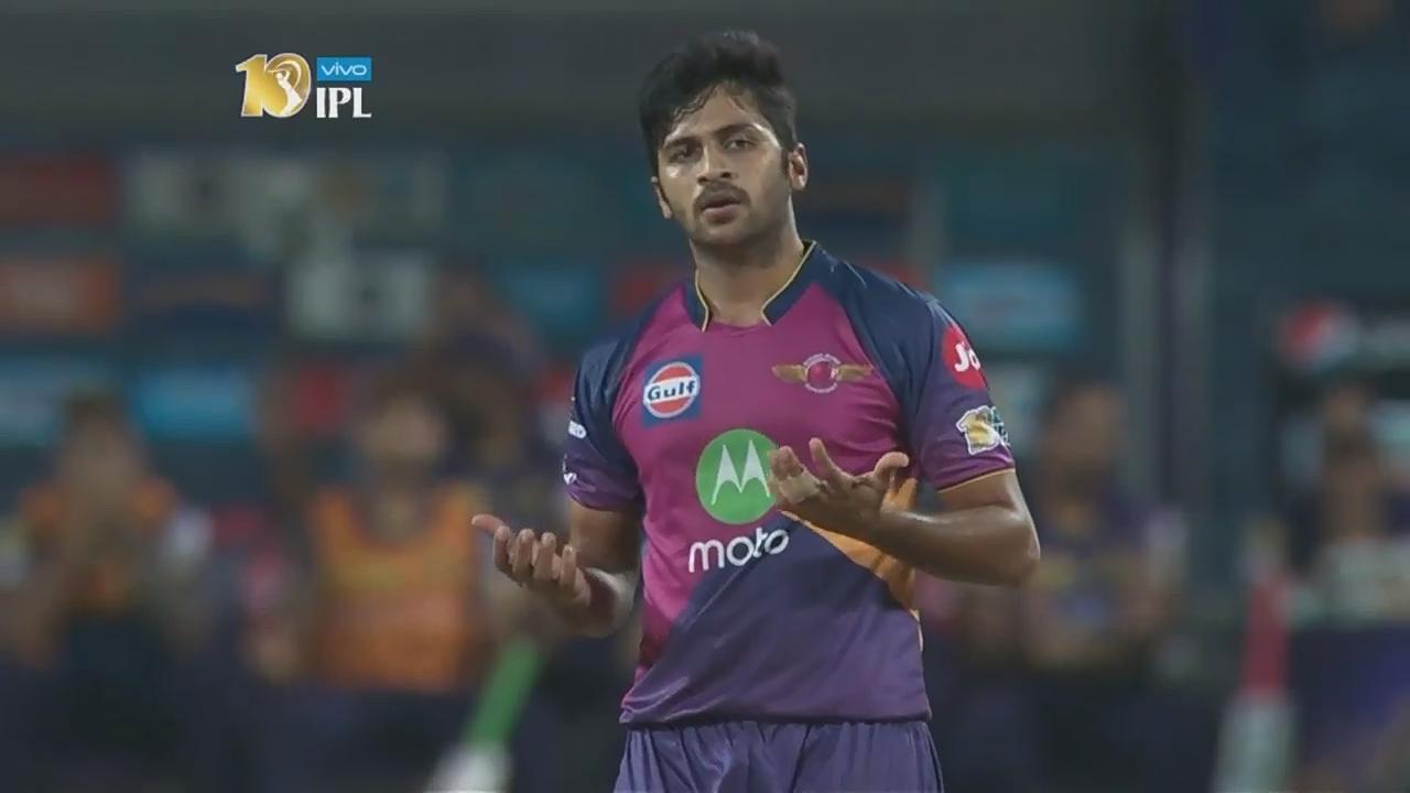 Slippery Hands? Too wide that one from Shardul Thakur
