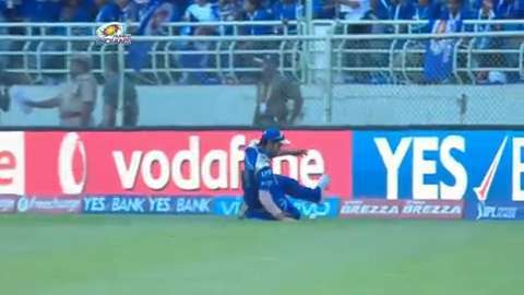 M37: MI vs SRH – Freecharge Bolt Moment – Rohit Sharma background