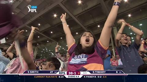 M29: RPS vs MI – Steve Smith Six background
