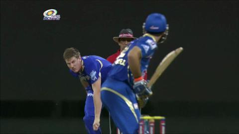 M66: MI vs RR – Glenn Maxwell Six