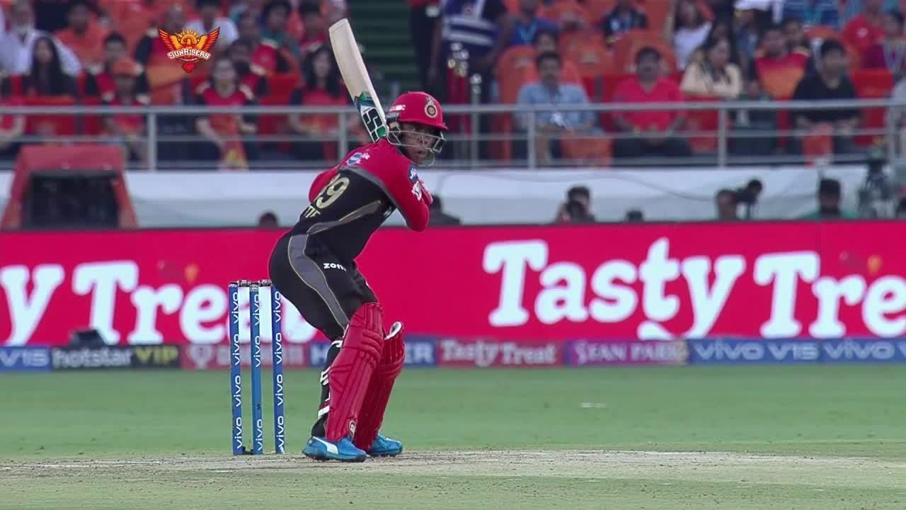 M11: SRH vs RCB – Shimron Hetmyer Six