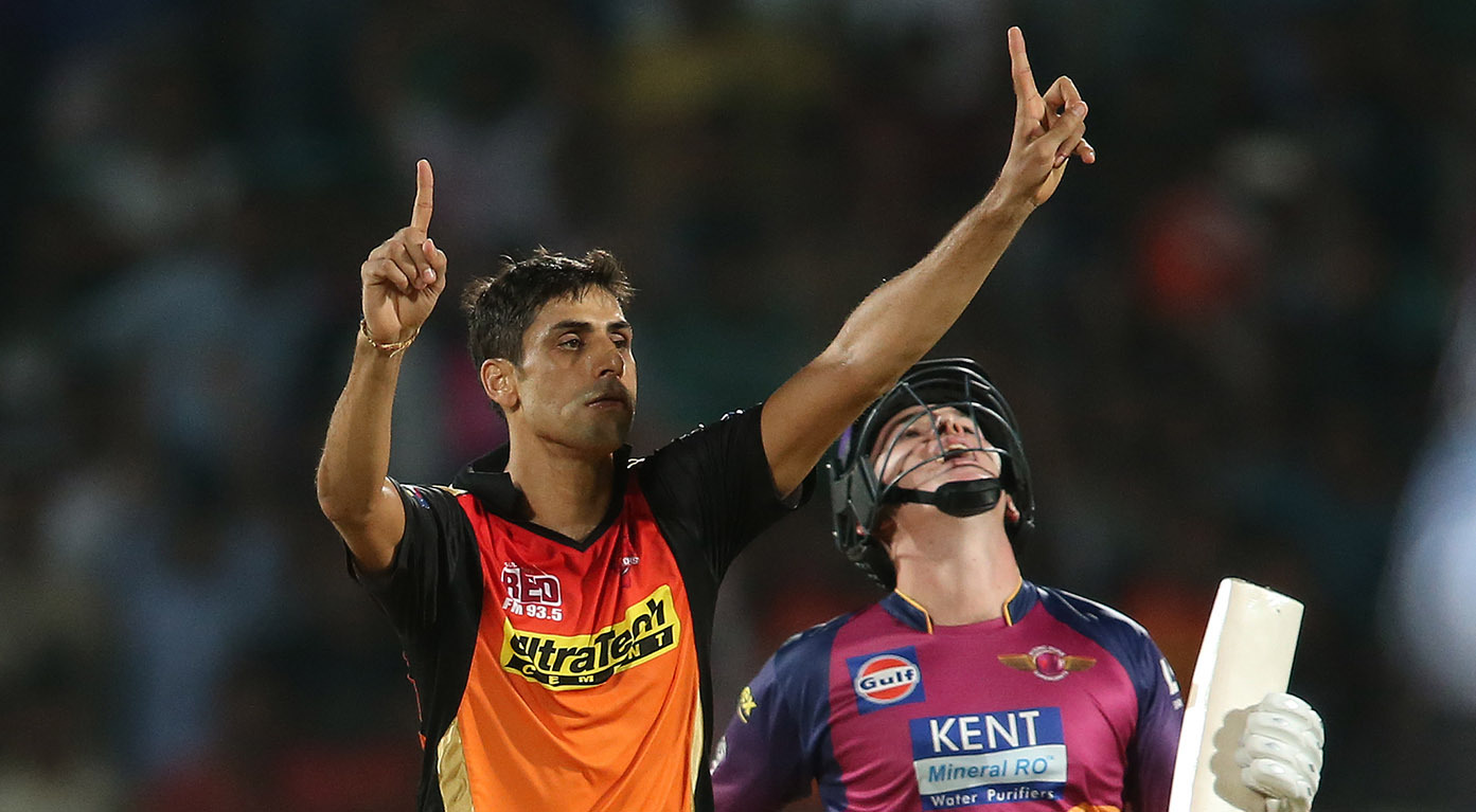 M40: RPS vs SRH – Ashish Nehra 3 Wickets
