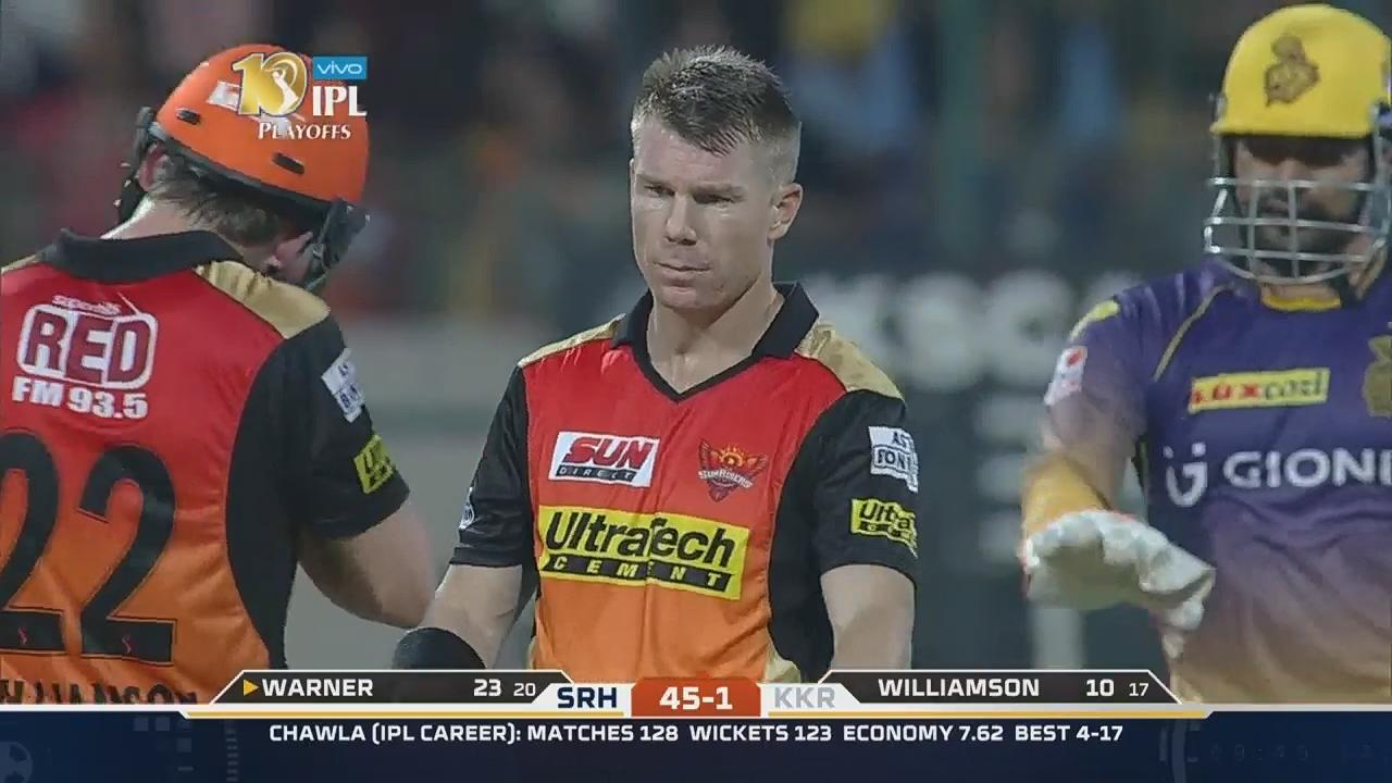 David Warner’s composed 37 (35) background