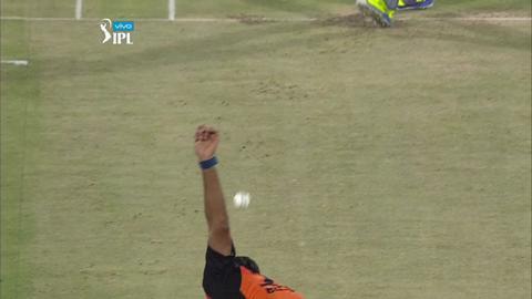 M18: SRH vs KXIP – Murali Vijay Wicket