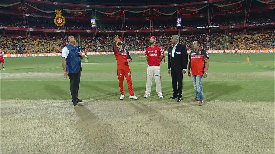 M43: RCB vs KXIP – Toss