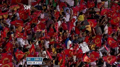 Match 50 RCB vs DC – White's Wicket