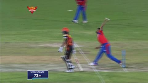 M34: SRH vs GL – David Warner Six background
