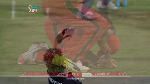 M50: RCB vs KXIP – Axar Patel Wicket