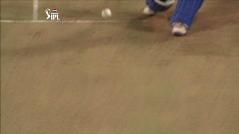 M53: MI vs KKR – Dinesh Karthik Six