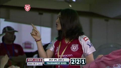Match 22 KXIP vs KKR – Gilchrist's Six