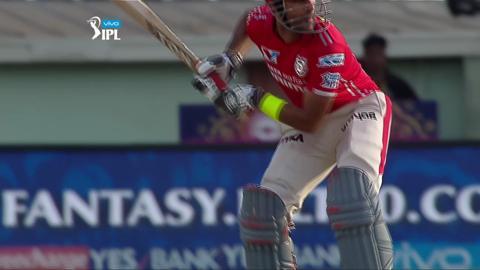 M53: RPS vs KXIP – Gurkeerat Mann Singh Six