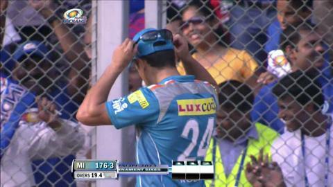 M15: MI vs PWI – Rohit Sharma Six