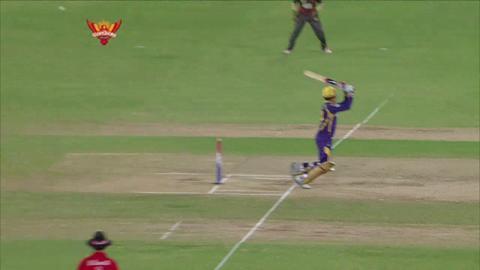 M72: SRH vs KKR – Sunil Narine Wicket background