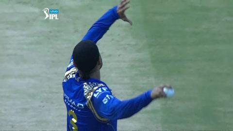 M37: MI vs SRH – David Warner Six