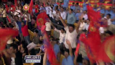 Match 10 RCB vs KKR – Pathan's Wicket