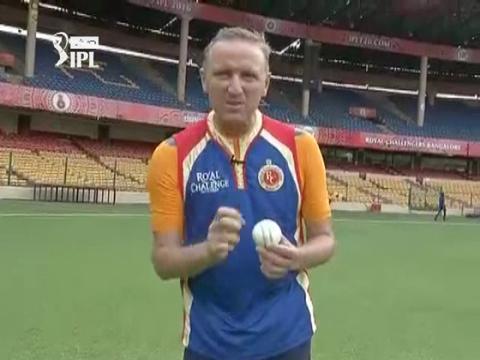 Allan Donald's coaching guide on fast bowling in T20s
