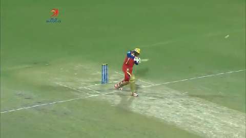 M26: DD vs RCB – Chris Gayle Six background