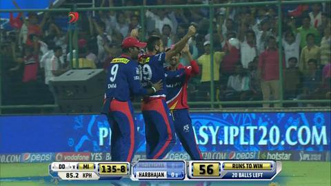 M21: DD vs MI – Mitchell McClenaghan Wicket