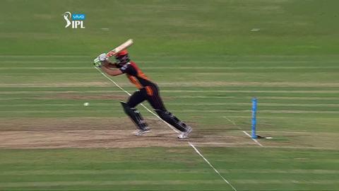 M60: RCB vs SRH – Naman Ojha Wicket