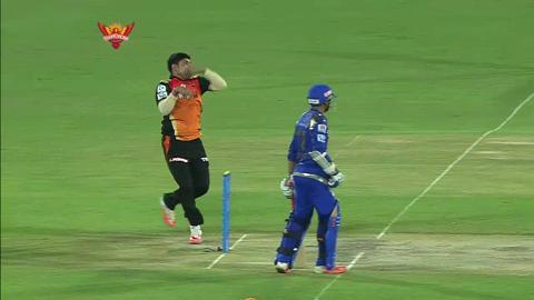 M56: SRH vs MI – Lendl Simmons Six