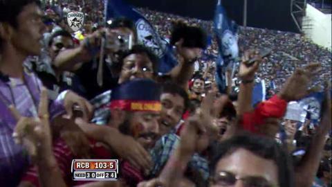 Match 71 DC vs RCB – Kohli's Wicket