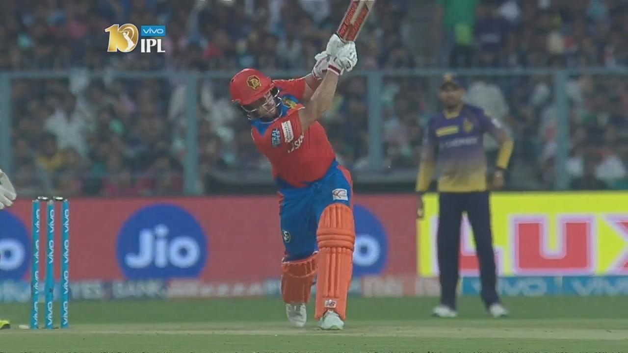 Aaron Finch gets GL off to a blazing start with 31 (15)