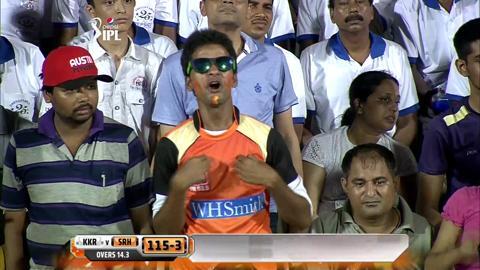 M54: KKR vs SRH – Darren Sammy Six