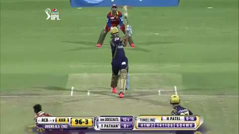 M33: RCB vs KKR – Yusuf Pathan Six