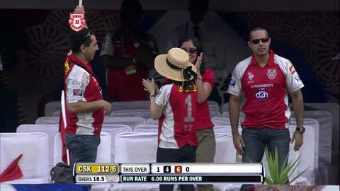 Match 66 KXIP vs CSK – Morkel's Wicket background