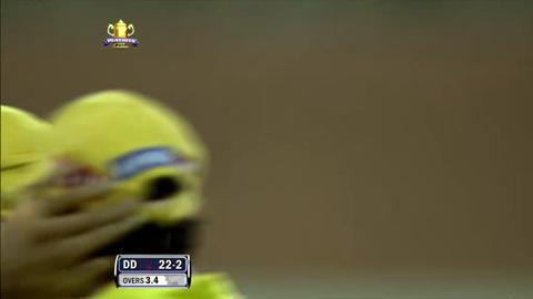 Qualifier 2: CSK vs DD – Sehwag's Wicket