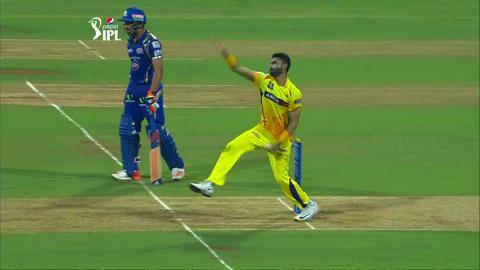 M12: MI vs CSK – Kieron Pollard Six background