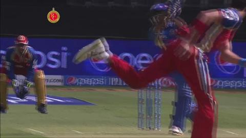M5: RCB vs MI – Ambati Rayudu Wicket