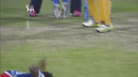 M8: CSK vs DD – MS Dhoni Wicket
