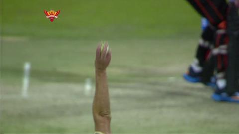 M4: SRH vs RR – Karan Sharma Wicket