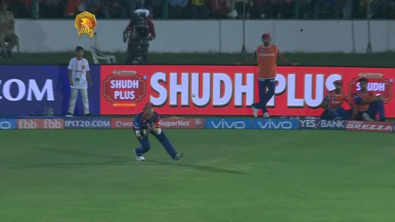 M50: GL vs DD – VIVO perfect catch of the match – Corey Anderson