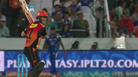 M12: SRH vs MI – David Warner Six background