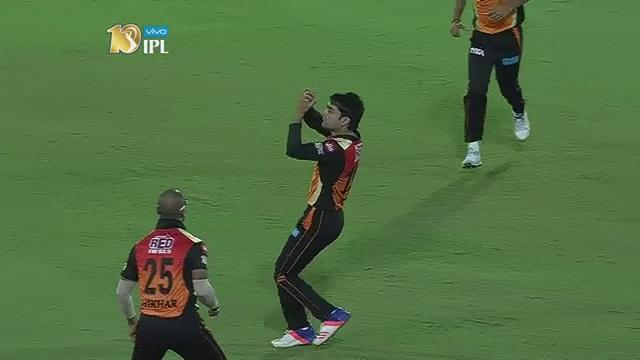 M37: SRH vs KKR – Fall Of Wickets background