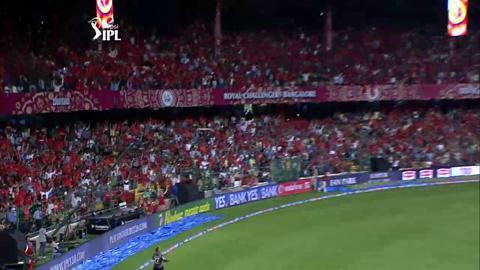 M33: RCB vs KKR – Mandeep Singh Six