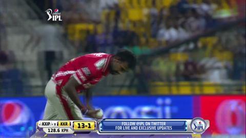 M15: KKR vs KXIP – Manish Pandey Wicket