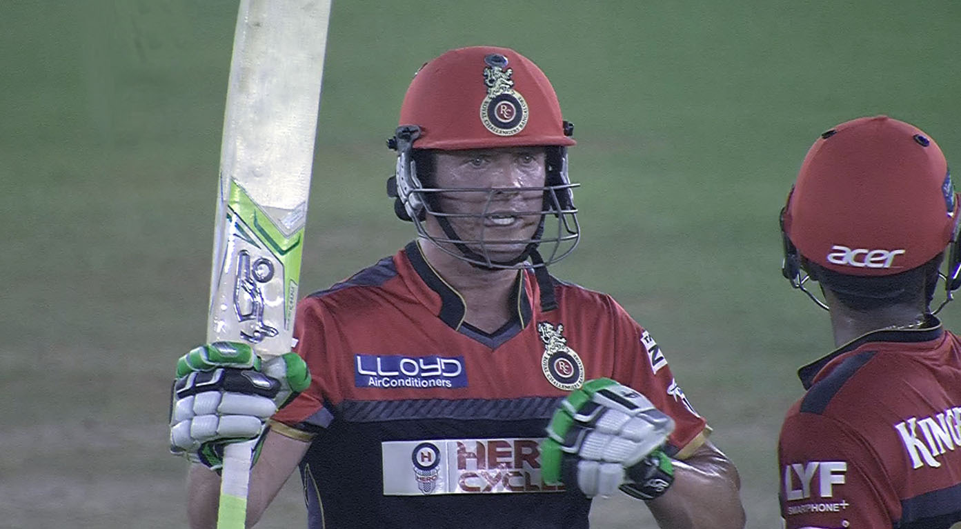 M39: KXIP vs RCB – Amazing Moments