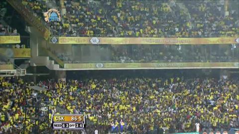 M5: CSK vs MI – Ravindra Jadeja Six