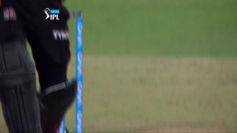 M60: RCB vs SRH – Yuvraj Singh Wicket background