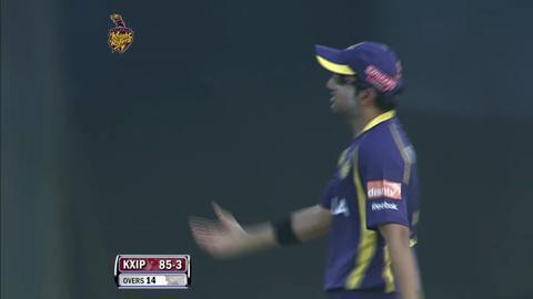 Match 17 KKR vs KXIP – Hussey's Wicket