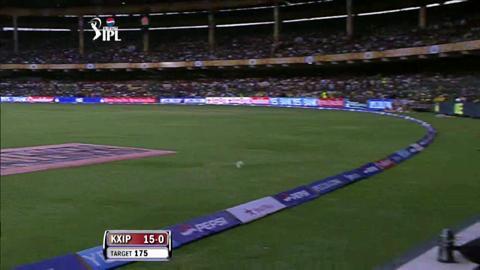 M63: RCB vs KXIP – Super Fours background