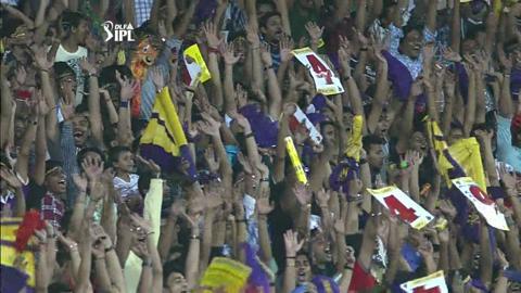 IPL 2012 Match 38 – KKR vs RCB: Best Moments background