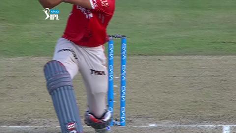 M53: RPS vs KXIP – Axar Patel Wicket