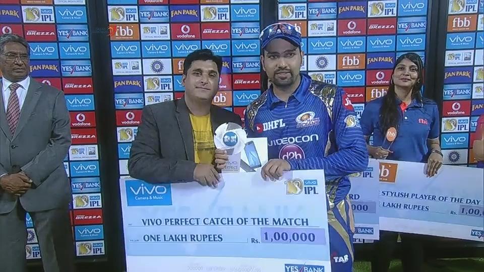 M45: DD vs MI – VIVO perfect catch of the match – Rohit Sharma background
