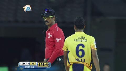 M43: CSK vs MI – Ambati Rayudu Six background