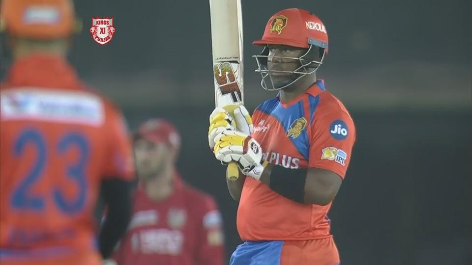 Dr. Smith explodes his way to 74 (39) background