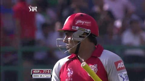 Match 69 KXIP vs DD – Chitnis's Wicket